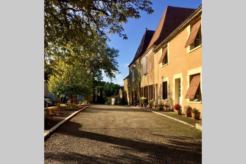 Les Petits Self Contained 2 Bedroom Apartment Molieres (Dordogne) Luaran gambar