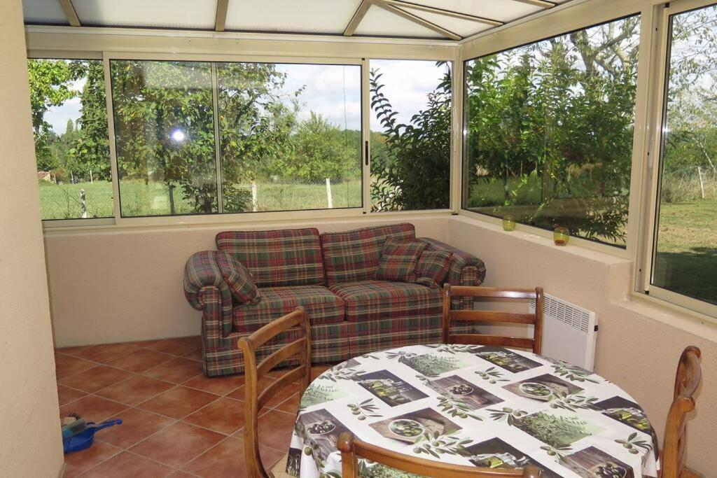 Les Petits Self Contained 2 Bedroom Apartment Molieres (Dordogne) Luaran gambar